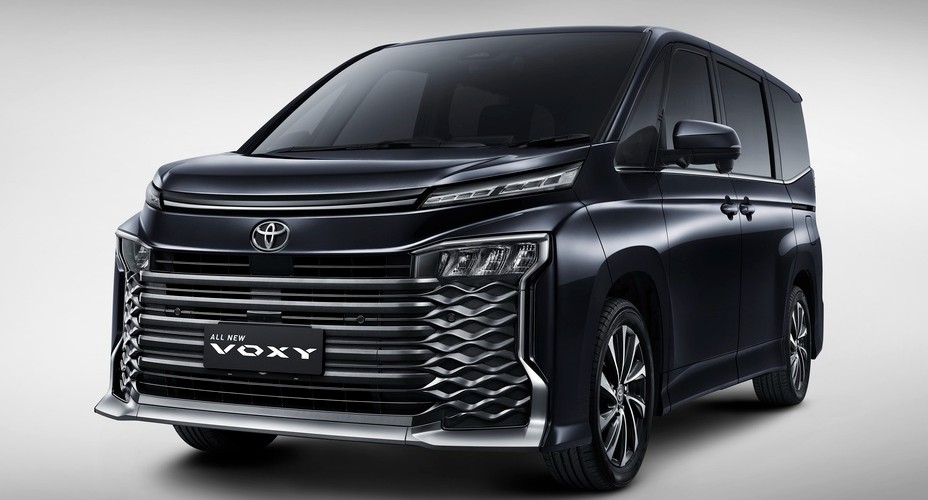 toyota-voxy-kelas-apa.jpg